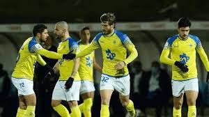 这是叫科比过来做掩护的第一人吗？